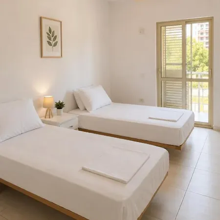Appartement Seaside In Qerret Golem (Tirana)