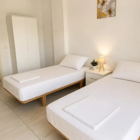 Seaside In Qerret Appartement *